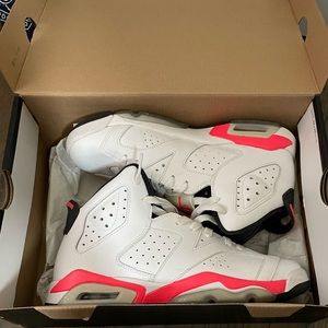 Air Jordan 6 Retro Infrared Size 6.5Y or Size 8 Women